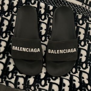 BALENCIAGA SLIDES